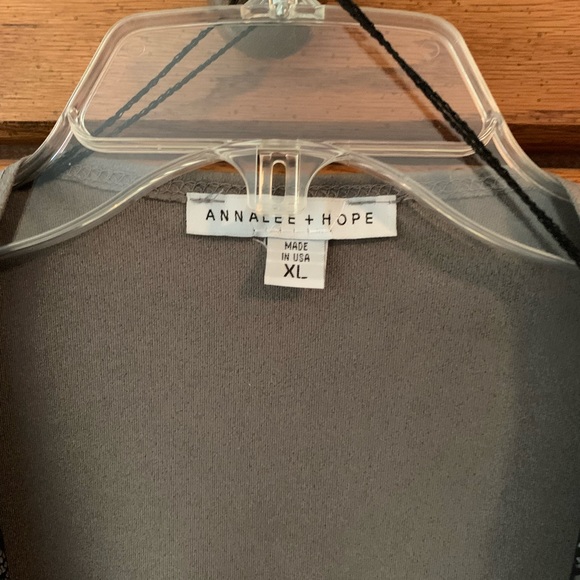 Jacket with overlay look lapels - Picture 4 of 4